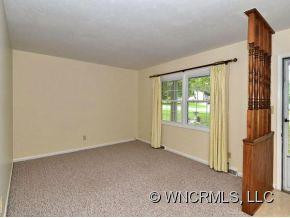26 SOUTHWICKE DRIVE - Photo 3