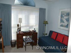 6 Park Avenue - Photo 15
