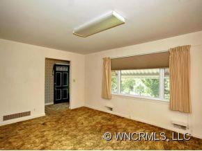 15 E. AVON PKWY - Photo 4