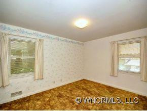 15 E. AVON PKWY - Photo 8