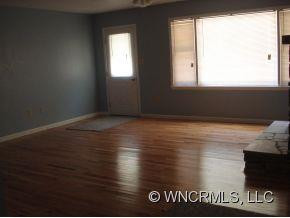 5381 197 south - Photo 4