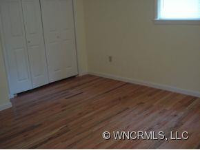 5381 197 south - Photo 8