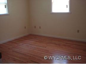 5381 197 south - Photo 10