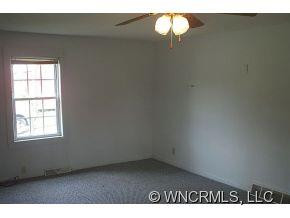 58 School Rd East - Photo 8