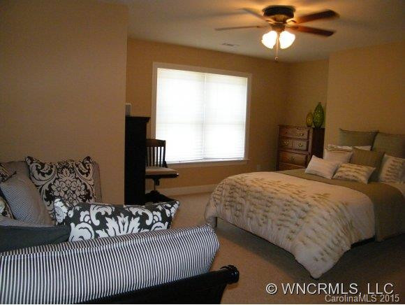 216 Tradition Way - Photo 16