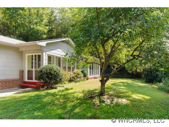 81 Chestnut Hill Road