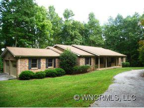 121 CONTINENTAL DRIVE - Photo 16