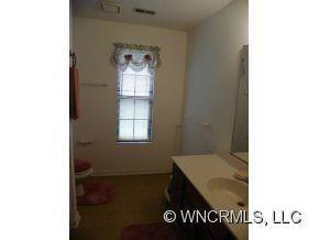 28 Camelfield Road - Photo 15