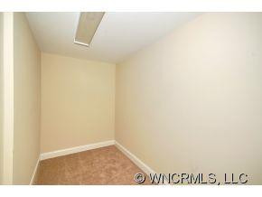 514 Johnston School - Photo 11