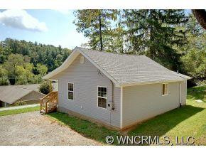 514 Johnston School - Photo 12