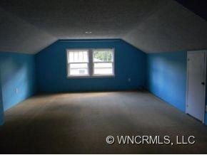 325 EAGLES NEST ROAD - Photo 9
