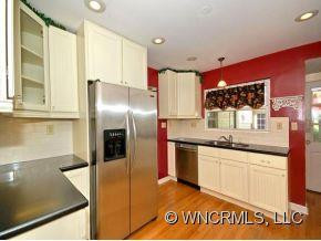 80 FAIRWAY ROAD - Photo 6