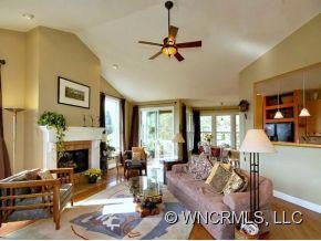 24 SAGE DRIVE - Photo 5