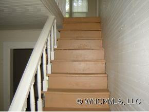 939 Old Mars Hill Hwy - Photo 6