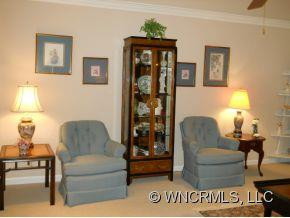 1048 Saddlebrook Drive - Photo 7