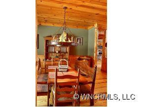 364 Chapel Point - Photo 8