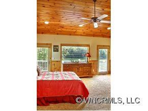364 Chapel Point - Photo 10