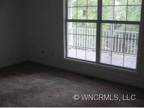 1 CAROLYN DRIVE - Photo 4