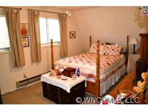 31 Lowe Drive - Photo 18