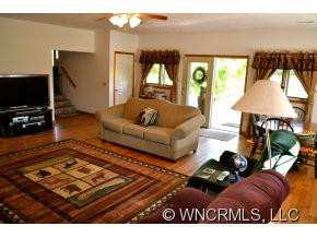 31 Lowe Drive - Photo 8