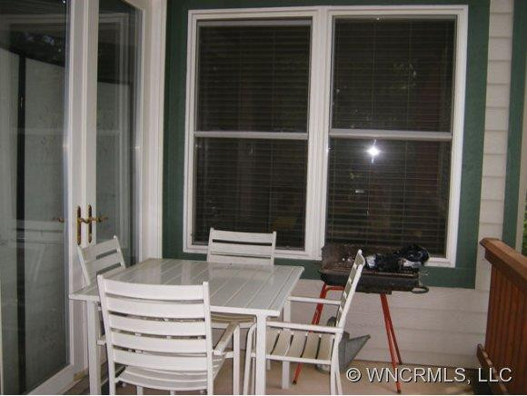 Unit 103 99 Ridgetop Circle