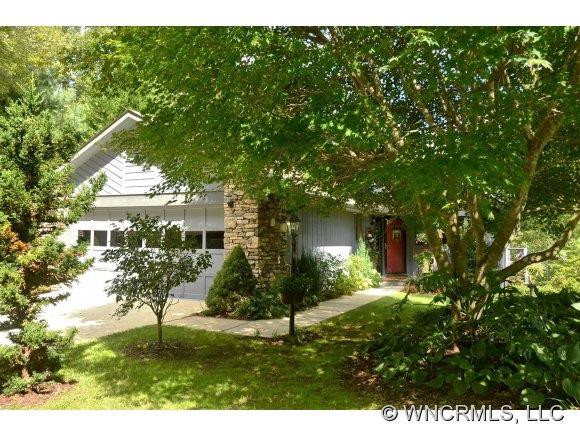 3010 Golfside Lane