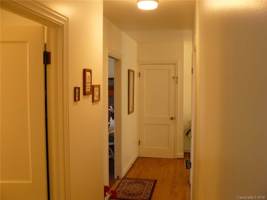 348 Park Ave - Photo 15