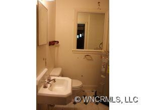102 Spruce Hill - Photo 6