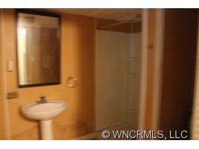 102 Spruce Hill - Photo 7