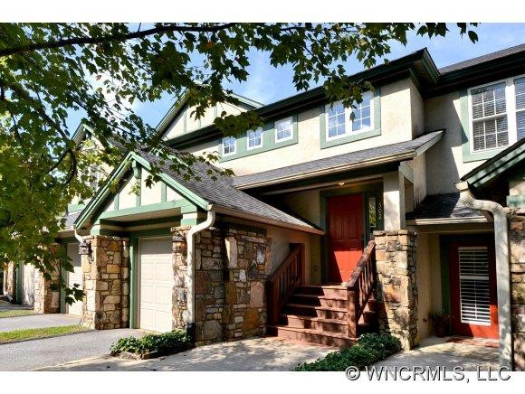 99 Ridgetop Circle, #302