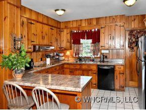 75 WESLEY STREET - Photo 2