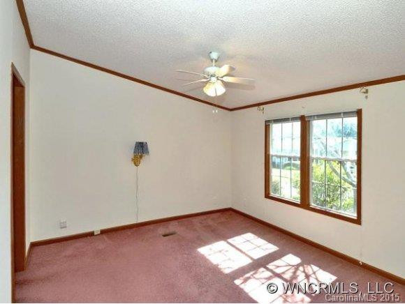 201 RIVERWIND DRIVE - Photo 8