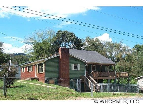 499 Deaverview Rd