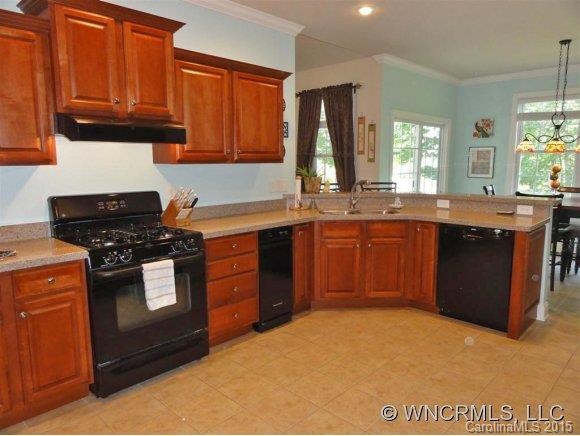 364 Classic Oaks Circle - Photo 11