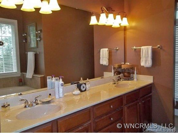 364 Classic Oaks Circle - Photo 17