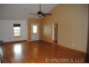 43 Diane Drive - Photo 5