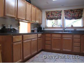 24 Sandon Dr - Photo 8