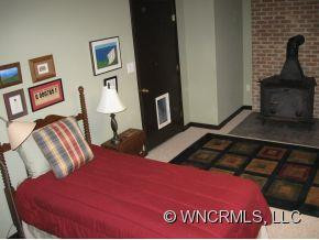 138 Pearson Lane - Photo 13
