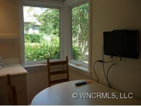 150 Kimberly Avenue - Photo 7