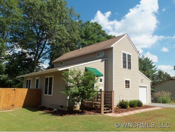 218 POPLAR DRIVE