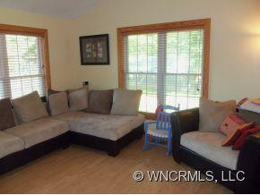 218 POPLAR DRIVE - Photo 9