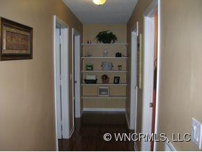 137 Cooley Drive - Photo 10