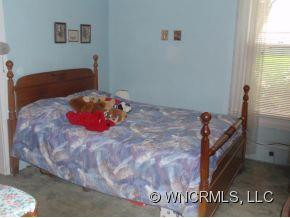 733 Third Avenue west - Photo 6