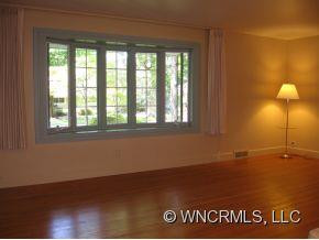 211 Balsam Road - Photo 7