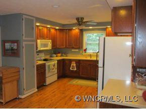 175 ROLLING GREEN DRIVE - Photo 3