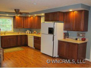 175 ROLLING GREEN DRIVE - Photo 4