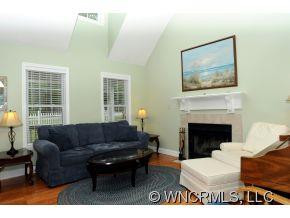 34 Spring Hill Circle - Photo 3