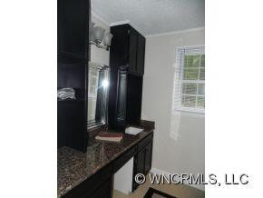 275 Edwards Street - Photo 13