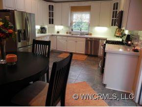 275 Edwards Street - Photo 4