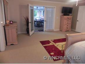275 Edwards Street - Photo 10